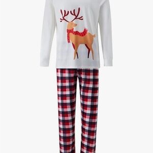 New White Pajama Set with Long Sleeves and Festive Reindeer Design Man Size L